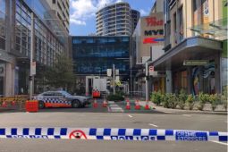 Anh hùng đối đầu với kẻ tấn công tại Sydney được mời làm công dân Úc